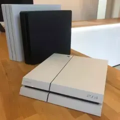 PS4 w lombardzie: Na co uważać przy zakupie? Poradnik