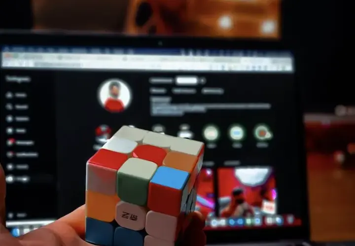 Opodatkowanie donejtów, streamingu i zarobków z platform internetowych. Kiedy wpłata od widza staje się przychodem?