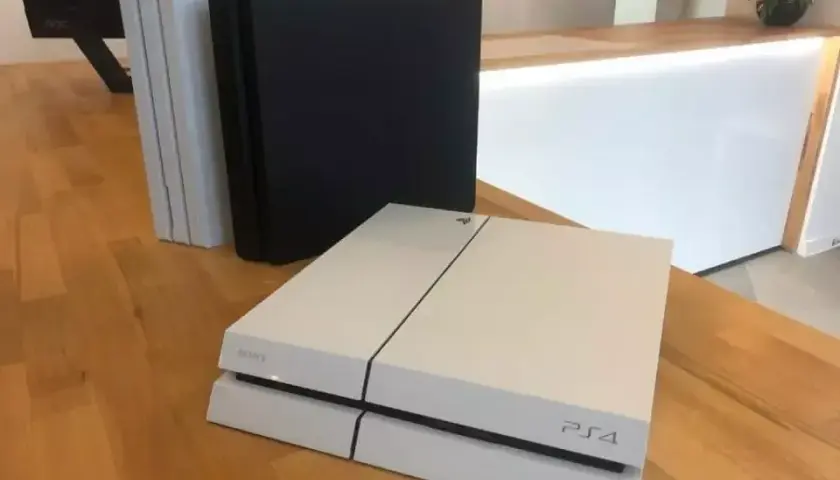 PS4 w lombardzie: Na co uważać przy zakupie? Poradnik